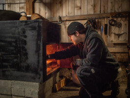 Photo of Mo Chilli BBQ by Seattle photographer Dan Depew Dan Depew - commercial and editorial portrait photographer and art director based in Seattle